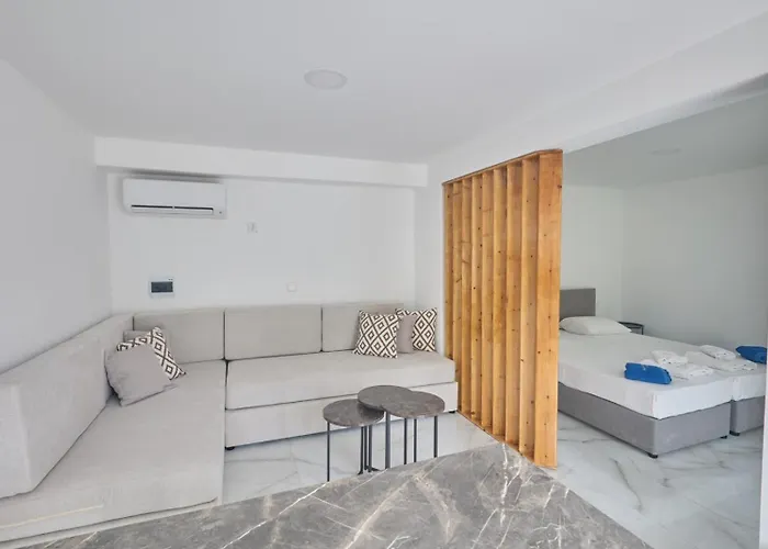 Gold Emerging Ltd 2 *